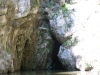 Laghetto e ingresso della grotta